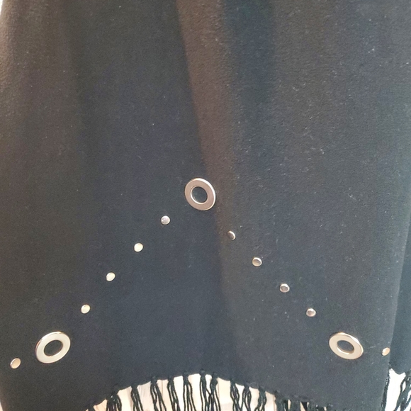 Black Fleece Studded Silver Grommet Scarf - Picture 5 of 9